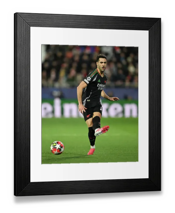 Framed Print : Girona FC v Arsenal FC - UEFA Champions League 2024 / 25 League Phase MD8 Framed Print : Girona FC v Arsenal FC - UEFA Champions League 2024 / 25 League Phase MD8