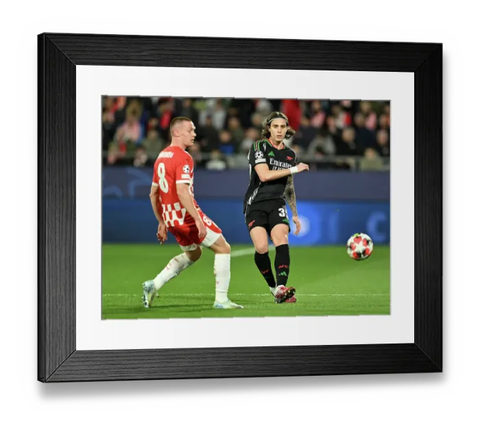 Framed Print : Girona FC v Arsenal FC - UEFA Champions League 2024 / 25 League Phase MD8 Framed Print : Girona FC v Arsenal FC - UEFA Champions League 2024 / 25 League Phase MD8