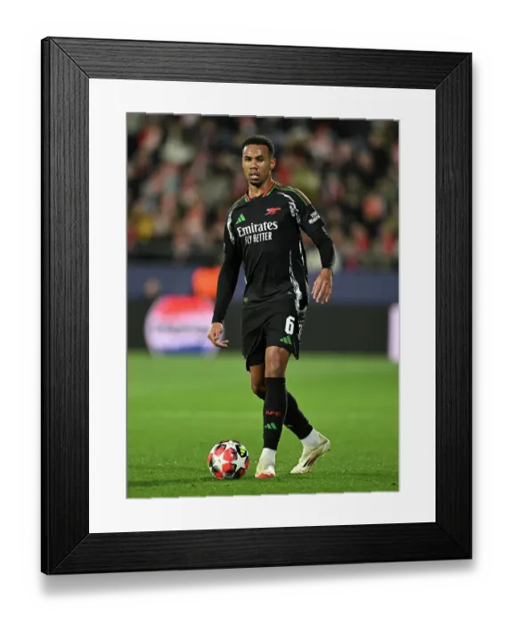 Framed Print : Girona FC v Arsenal FC - UEFA Champions League 2024 / 25 League Phase MD8 Framed Print : Girona FC v Arsenal FC - UEFA Champions League 2024 / 25 League Phase MD8