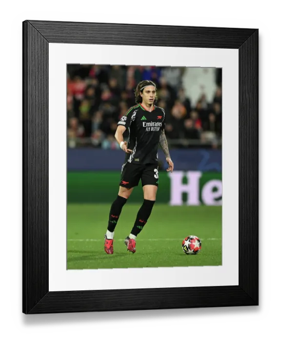 Framed Print : Girona FC v Arsenal FC - UEFA Champions League 2024 / 25 League Phase MD8 Framed Print : Girona FC v Arsenal FC - UEFA Champions League 2024 / 25 League Phase MD8