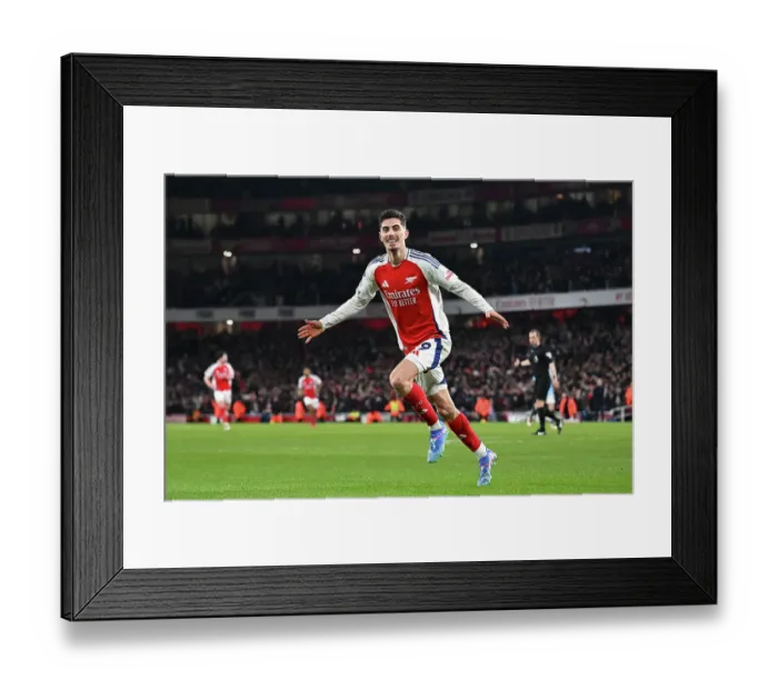 Framed Print : Arsenal FC v Manchester City FC - Premier League
