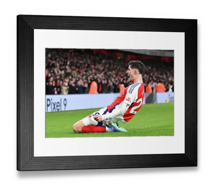 Framed Print : Arsenal FC v Manchester City FC - Premier League
