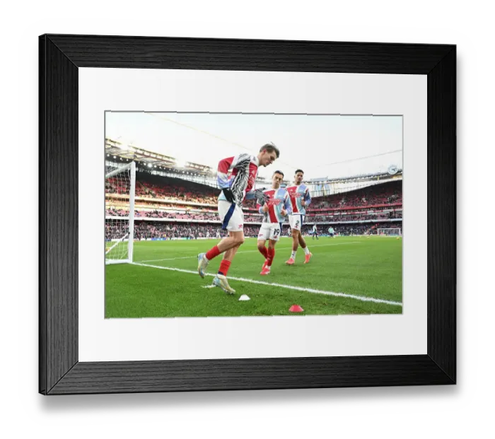 Framed Print : Arsenal FC v Manchester City FC - Premier League
