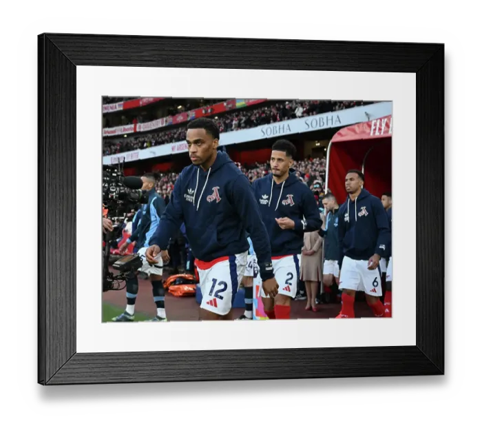 Framed Print : Arsenal FC v Manchester City FC - Premier League
