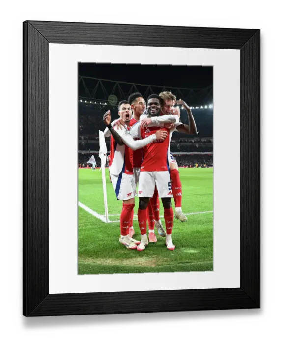 Framed Print : Arsenal FC v Manchester City FC - Premier League Framed Print : Arsenal FC v Manchester City FC - Premier League