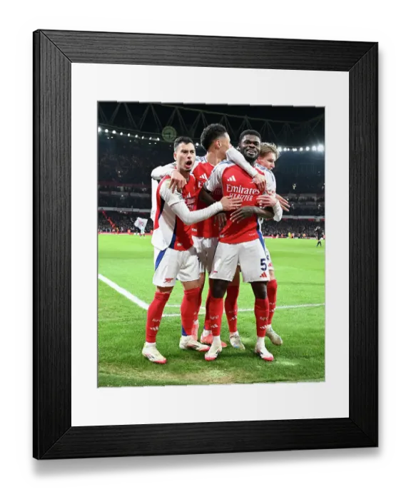 Framed Print : Arsenal FC v Manchester City FC - Premier League