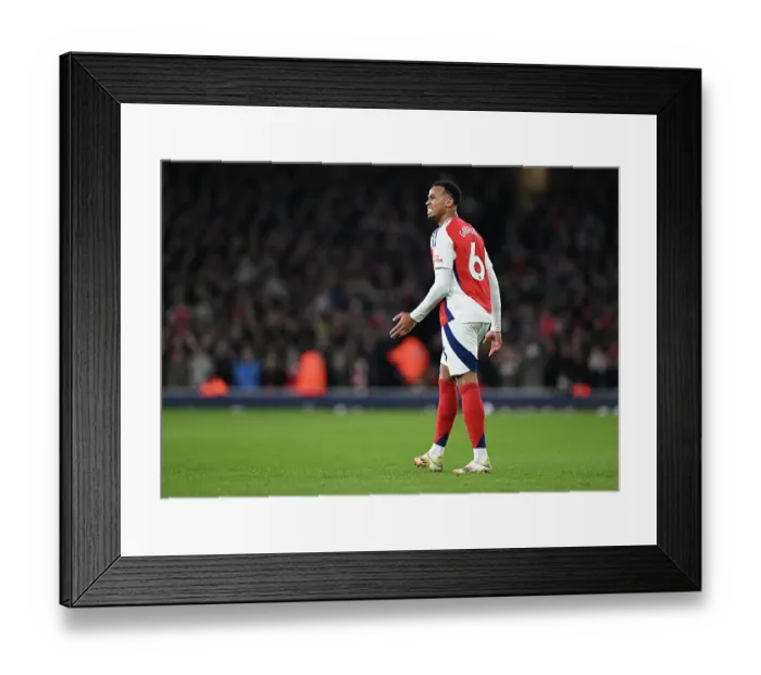 Framed Print : Arsenal FC v Manchester City FC - Premier League Framed Print : Arsenal FC v Manchester City FC - Premier League