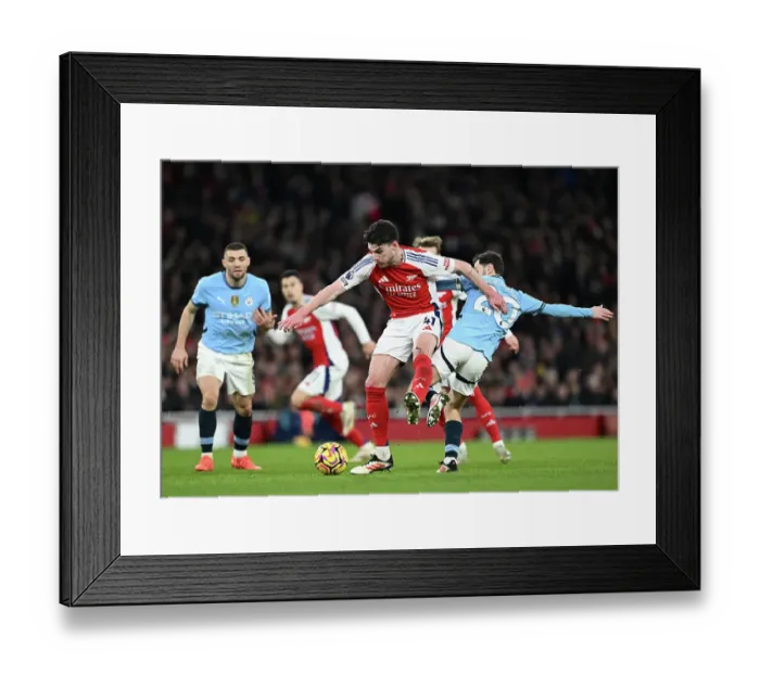 Framed Print : Arsenal FC v Manchester City FC - Premier League