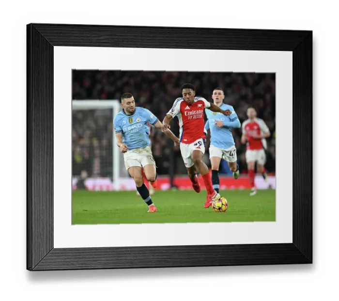 Framed Print : Arsenal FC v Manchester City FC - Premier League Framed Print : Arsenal FC v Manchester City FC - Premier League