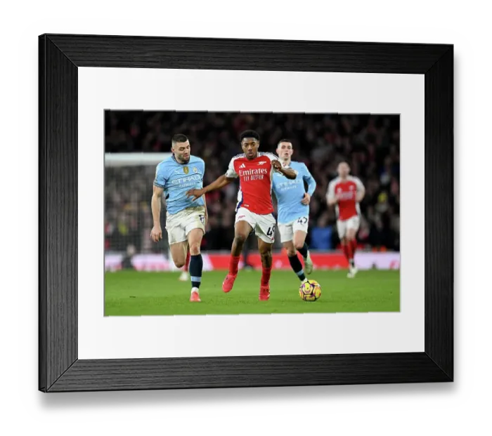 Framed Print : Arsenal FC v Manchester City FC - Premier League