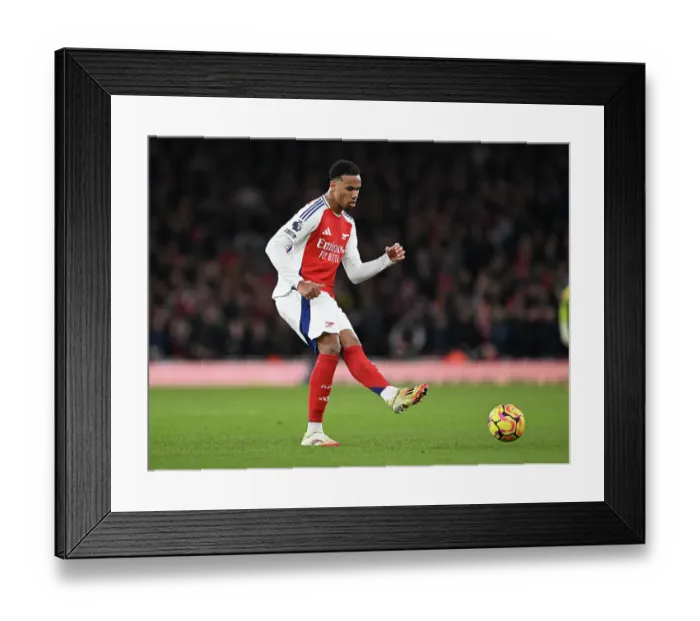 Framed Print : Arsenal FC v Manchester City FC - Premier League