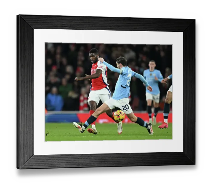 Framed Print : Arsenal FC v Manchester City FC - Premier League