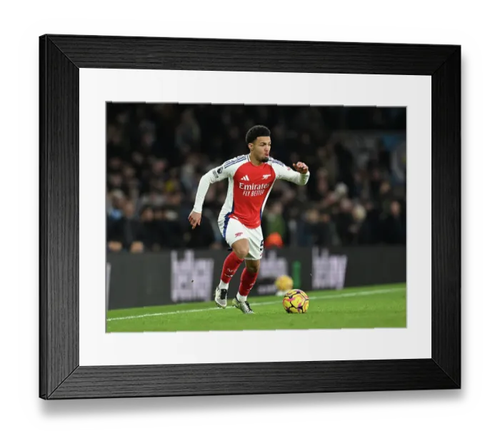 Framed Print : Arsenal FC v Manchester City FC - Premier League Framed Print : Arsenal FC v Manchester City FC - Premier League