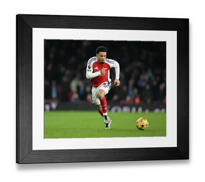 Framed Print : Arsenal FC v Manchester City FC - Premier League