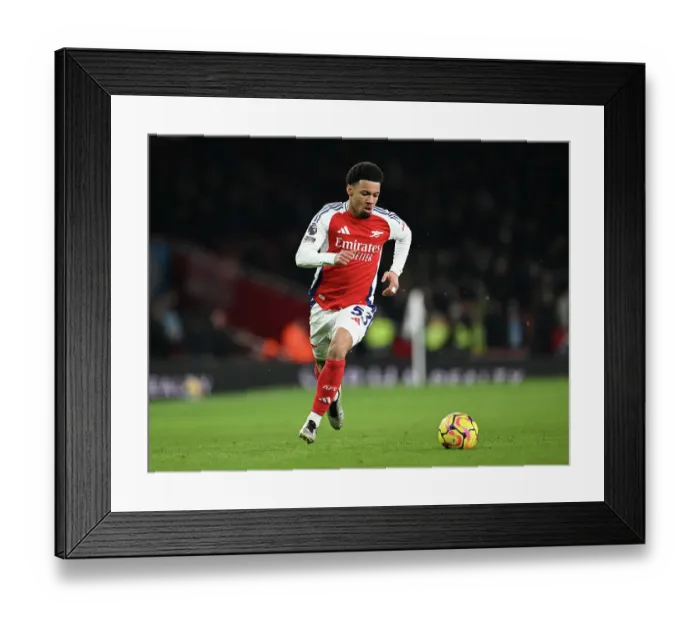 Framed Print : Arsenal FC v Manchester City FC - Premier League