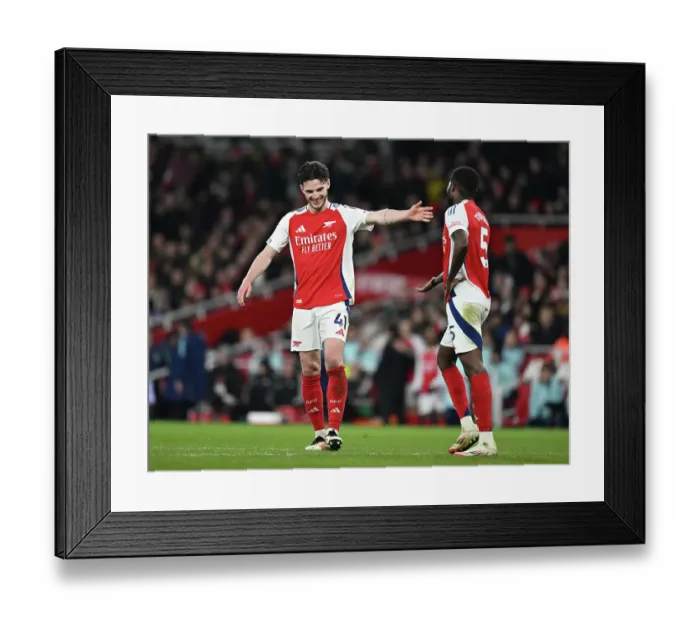 Framed Print : Arsenal FC v Manchester City FC - Premier League