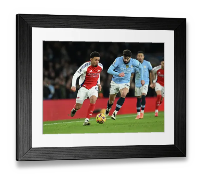 Framed Print : Arsenal FC v Manchester City FC - Premier League