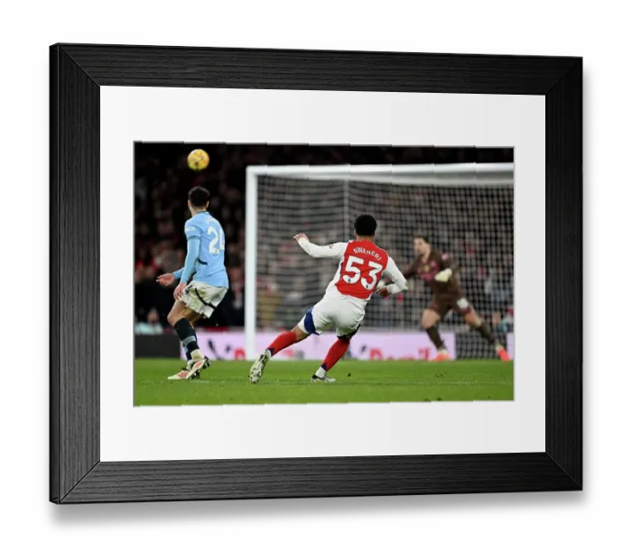 Framed Print : Arsenal FC v Manchester City FC - Premier League