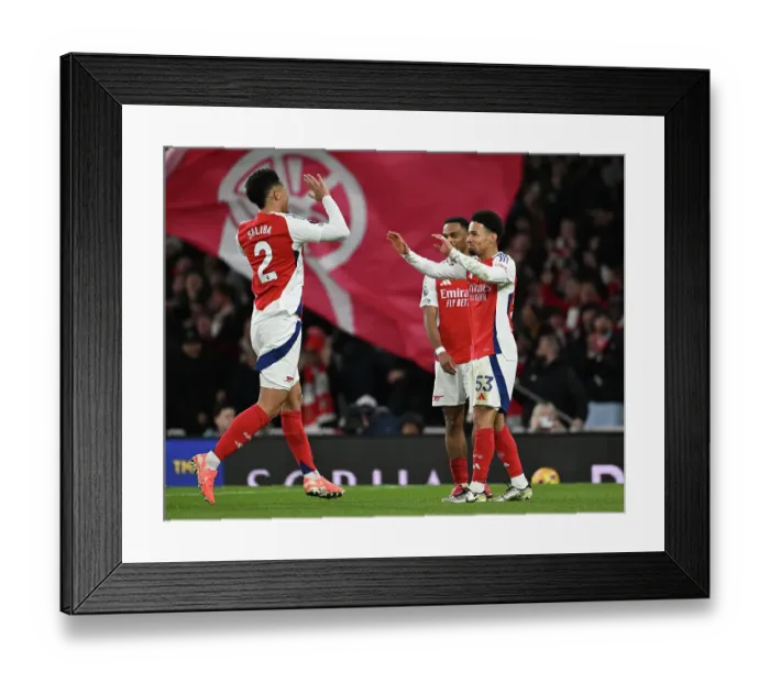 Framed Print : Arsenal FC v Manchester City FC - Premier League Framed Print : Arsenal FC v Manchester City FC - Premier League