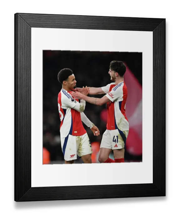 Framed Print : Arsenal FC v Manchester City FC - Premier League Framed Print : Arsenal FC v Manchester City FC - Premier League