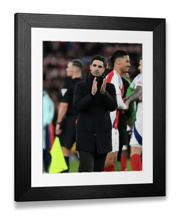 Framed Print : Arsenal FC v Manchester City FC - Premier League Framed Print : Arsenal FC v Manchester City FC - Premier League