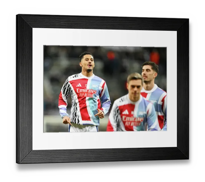 Framed Print : Newcastle United v Arsenal - Carabao Cup Semi Final Second Leg Framed Print : Newcastle United v Arsenal - Carabao Cup Semi Final Second Leg
