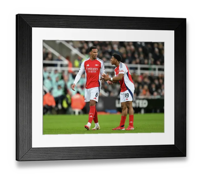 Framed Print : Newcastle United v Arsenal - Carabao Cup Semi Final Second Leg Framed Print : Newcastle United v Arsenal - Carabao Cup Semi Final Second Leg