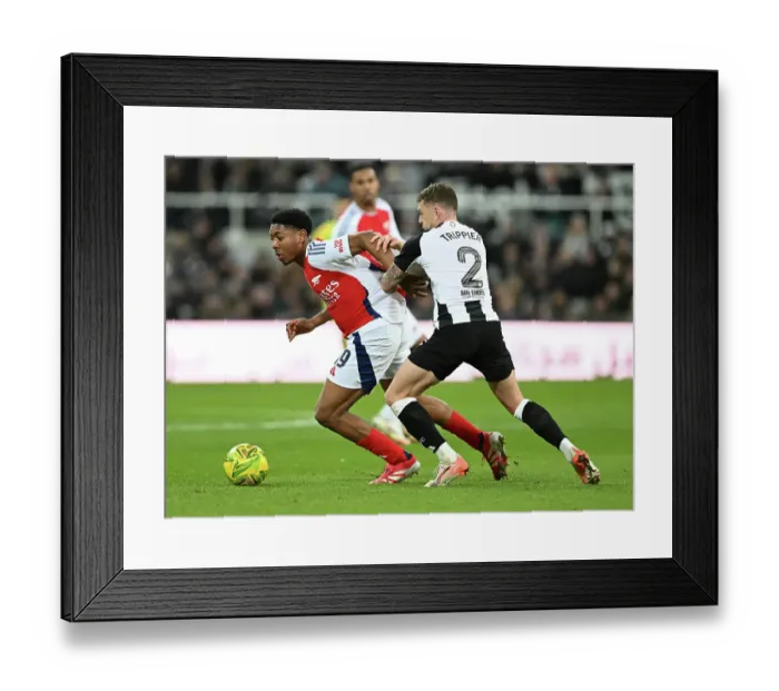 Framed Print : Newcastle United v Arsenal - Carabao Cup Semi Final Second Leg Framed Print : Newcastle United v Arsenal - Carabao Cup Semi Final Second Leg