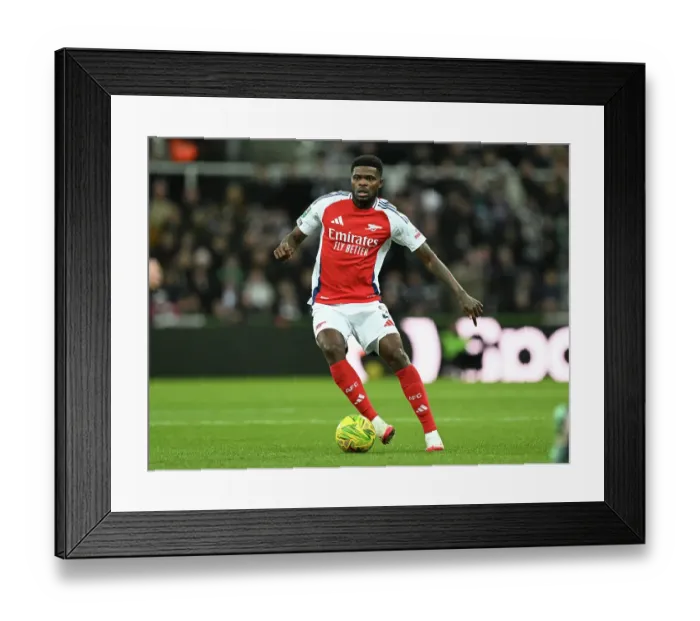 Framed Print : Newcastle United v Arsenal - Carabao Cup Semi Final Second Leg