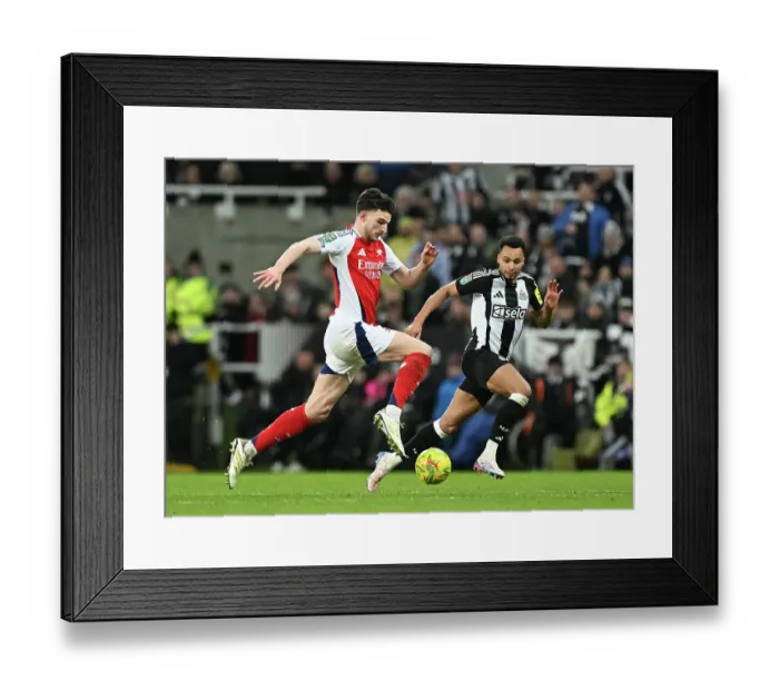 Framed Print : Newcastle United v Arsenal - Carabao Cup Semi Final Second Leg