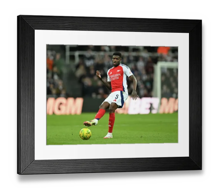 Framed Print : Newcastle United v Arsenal - Carabao Cup Semi Final Second Leg