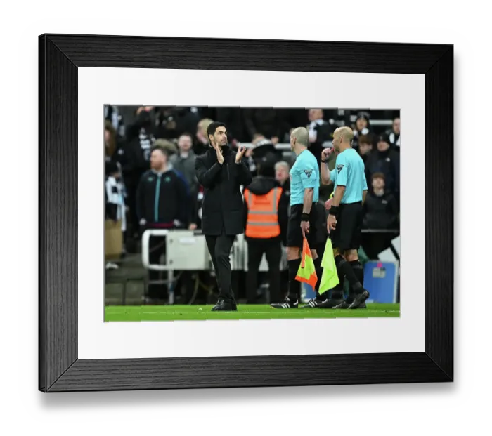Framed Print : Newcastle United v Arsenal - Carabao Cup Semi Final Second Leg Framed Print : Newcastle United v Arsenal - Carabao Cup Semi Final Second Leg