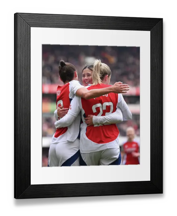 Framed Print : Arsenal FC v Tottenham Hotspur FC - Barclays Women's Super League Arsenal FC v Tottenham Hotspur FC - Barclays Women's Super League Framed Print : Arsenal FC v Tottenham Hotspur FC - Barclays Women's Super League Arsenal FC v Tottenham Hotspur FC - Barclays Women's Super League