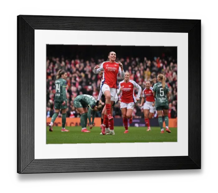 Framed Print : Arsenal FC v Tottenham Hotspur FC - Barclays Women's Super League Arsenal FC v Tottenham Hotspur FC - Barclays Women's Super League Framed Print : Arsenal FC v Tottenham Hotspur FC - Barclays Women's Super League Arsenal FC v Tottenham Hotspur FC - Barclays Women's Super League