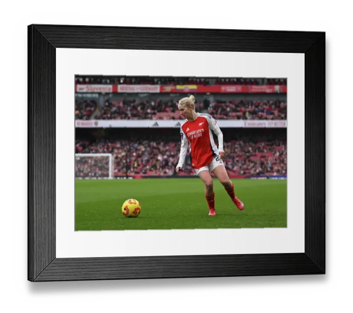 Framed Print : Arsenal FC v Tottenham Hotspur FC - Barclays Women's Super League Arsenal FC v Tottenham Hotspur FC - Barclays Women's Super League Framed Print : Arsenal FC v Tottenham Hotspur FC - Barclays Women's Super League Arsenal FC v Tottenham Hotspur FC - Barclays Women's Super League