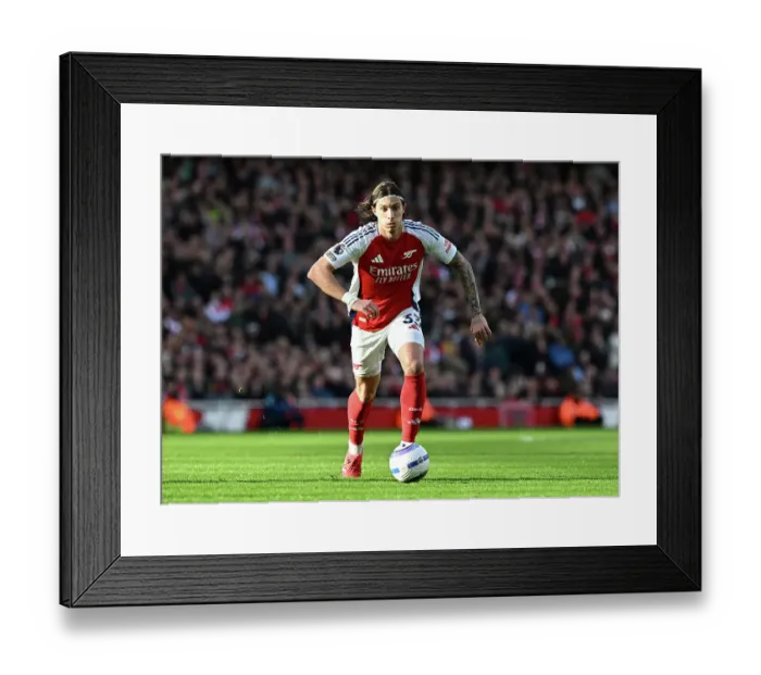 Framed Print : Arsenal FC v West Ham United FC - Premier League