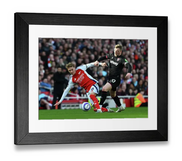 Framed Print : Arsenal FC v West Ham United FC - Premier League