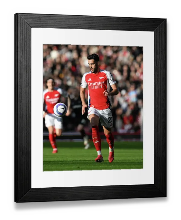 Framed Print : Arsenal FC v West Ham United FC - Premier League