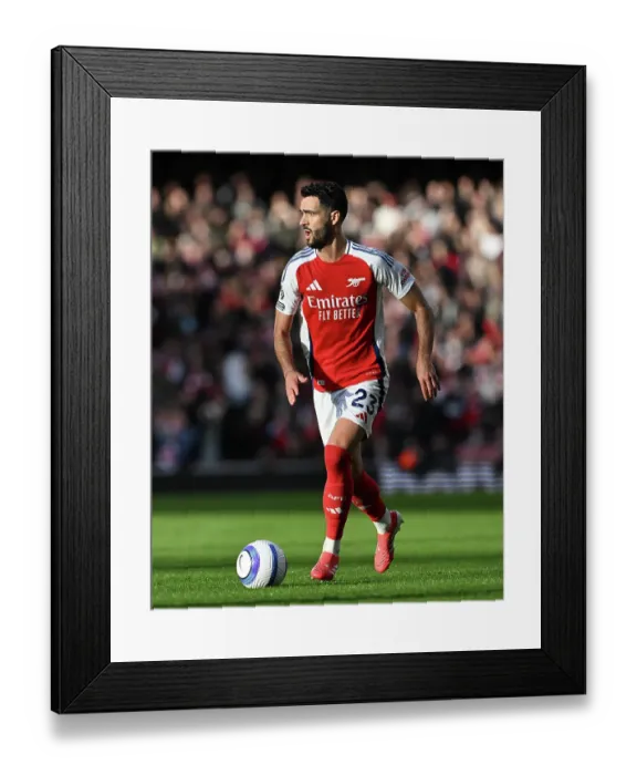 Framed Print : Arsenal FC v West Ham United FC - Premier League Framed Print : Arsenal FC v West Ham United FC - Premier League
