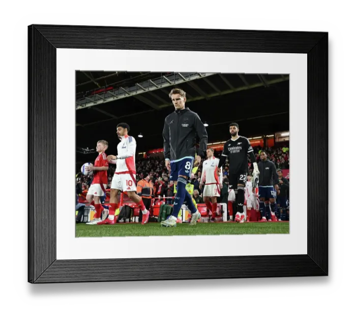 Framed Print : Nottingham Forest FC v Arsenal FC - Premier League