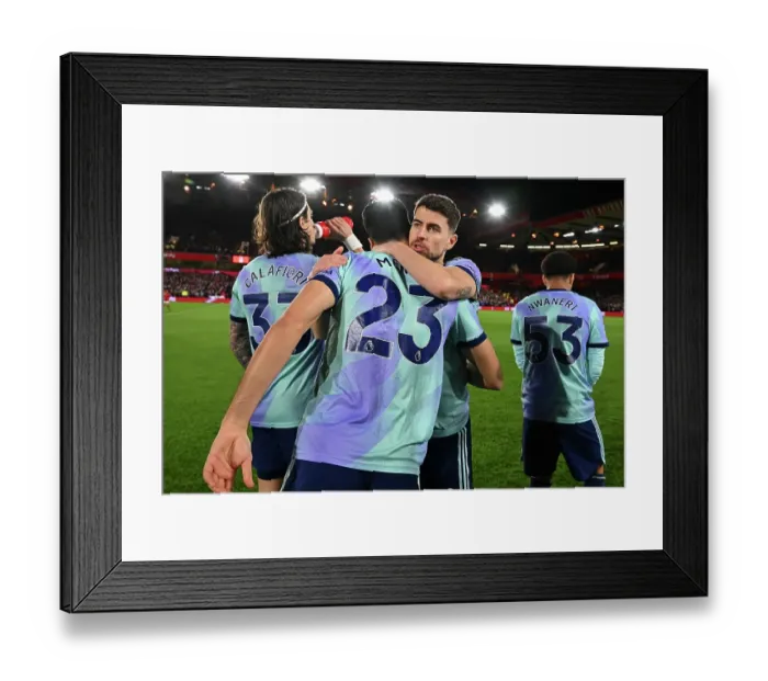 Framed Print : Nottingham Forest FC v Arsenal FC - Premier League Framed Print : Nottingham Forest FC v Arsenal FC - Premier League