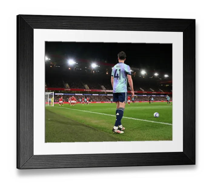 Framed Print : Nottingham Forest FC v Arsenal FC - Premier League Framed Print : Nottingham Forest FC v Arsenal FC - Premier League