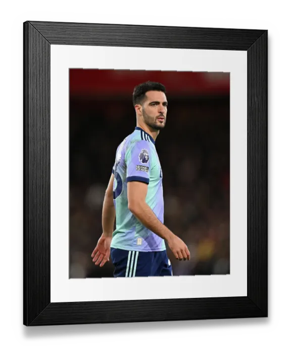 Framed Print : Nottingham Forest FC v Arsenal FC - Premier League