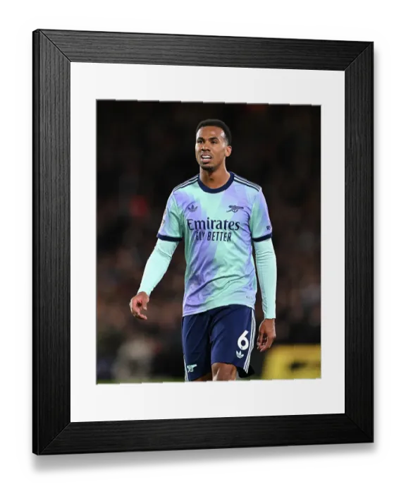 Framed Print : Nottingham Forest FC v Arsenal FC - Premier League Framed Print : Nottingham Forest FC v Arsenal FC - Premier League