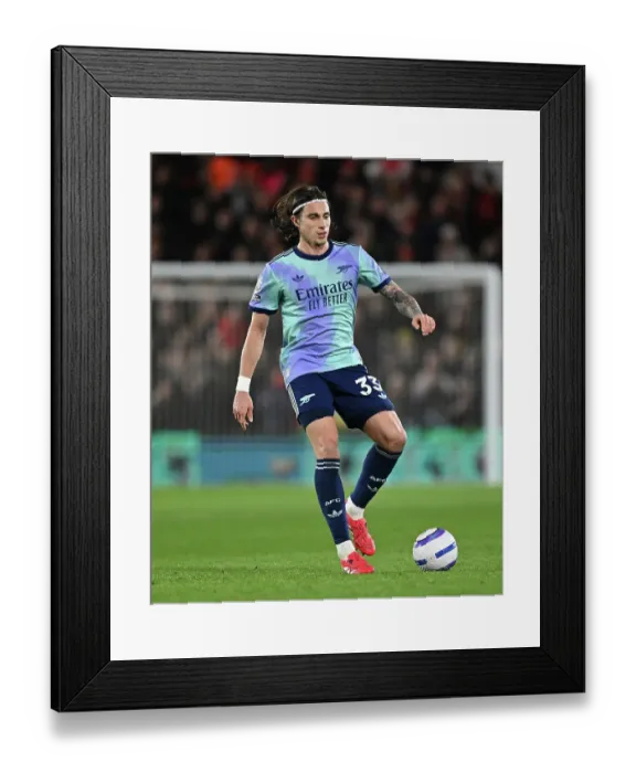 Framed Print : Nottingham Forest FC v Arsenal FC - Premier League Framed Print : Nottingham Forest FC v Arsenal FC - Premier League