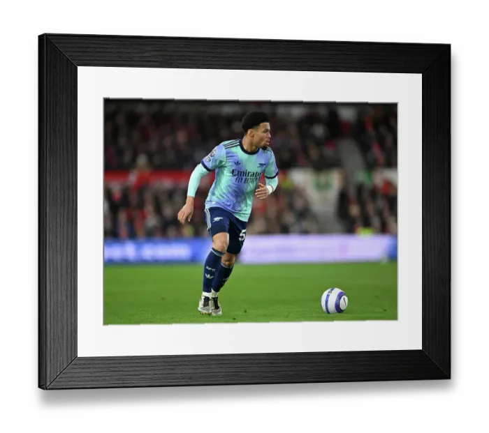 Framed Print : Nottingham Forest FC v Arsenal FC - Premier League Framed Print : Nottingham Forest FC v Arsenal FC - Premier League