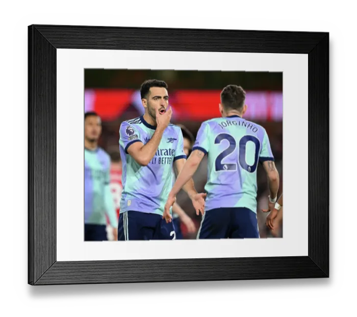 Framed Print : Nottingham Forest FC v Arsenal FC - Premier League Framed Print : Nottingham Forest FC v Arsenal FC - Premier League