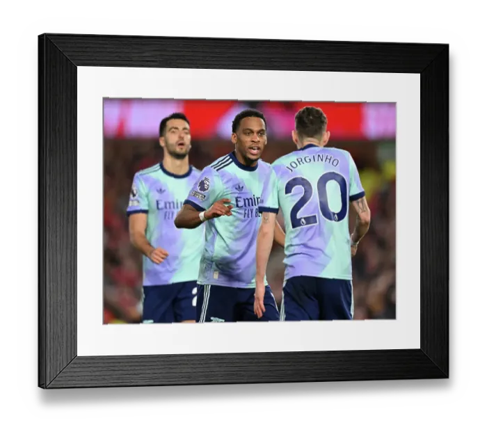 Framed Print : Nottingham Forest FC v Arsenal FC - Premier League Framed Print : Nottingham Forest FC v Arsenal FC - Premier League