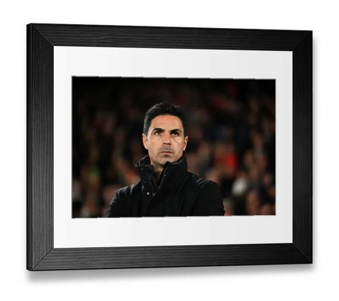 Framed Print : Nottingham Forest FC v Arsenal FC - Premier League Framed Print : Nottingham Forest FC v Arsenal FC - Premier League