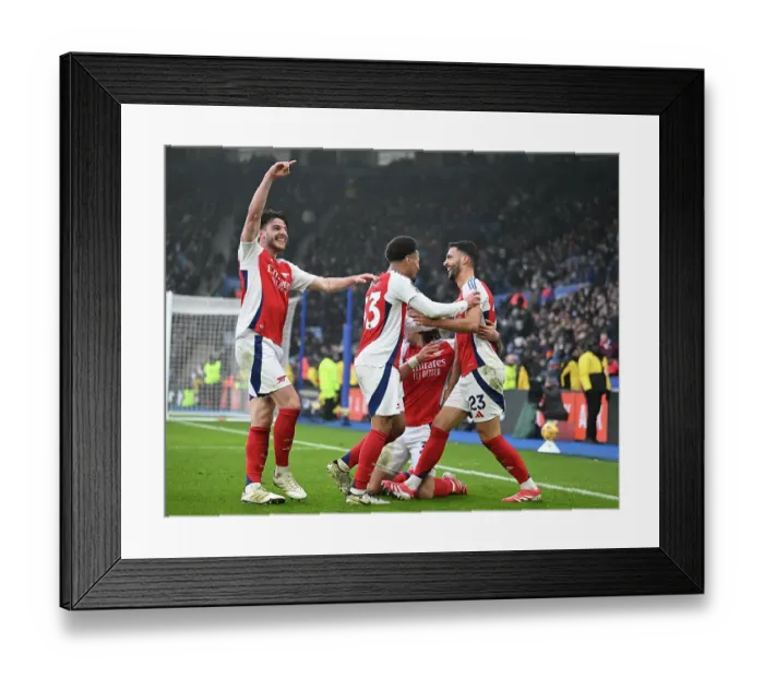 Framed Print : Leicester City FC v Arsenal FC - Premier League Framed Print : Leicester City FC v Arsenal FC - Premier League